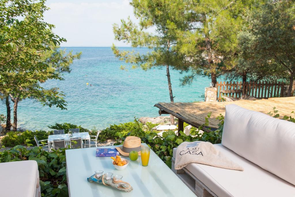 Amicasa Private Seaside Suite Pachis  Dış mekan fotoğraf
